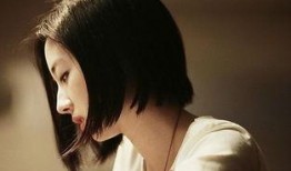 网红戴伊芙琳吃瓜是真的吗,真相揭秘